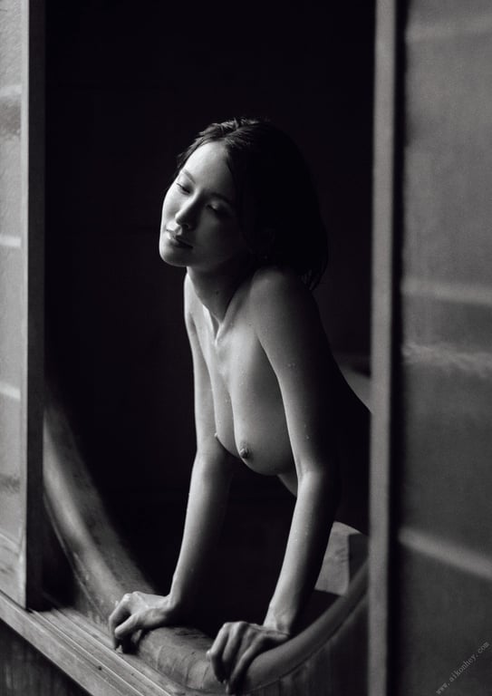 图片[92]-2024.12.20 奈月世奈写真集 SILK of the MOON - 在线免费观看-阅图吧