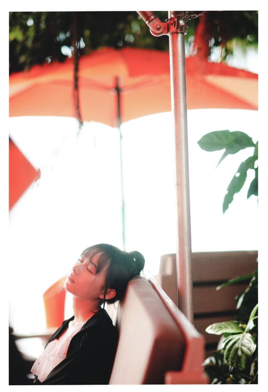 图片[39]-Ayane Suzuki 鈴木絢音 - 1st Photobook The angle of the light 光之角度 (2020-11-10) - 在线免费观看-阅图吧