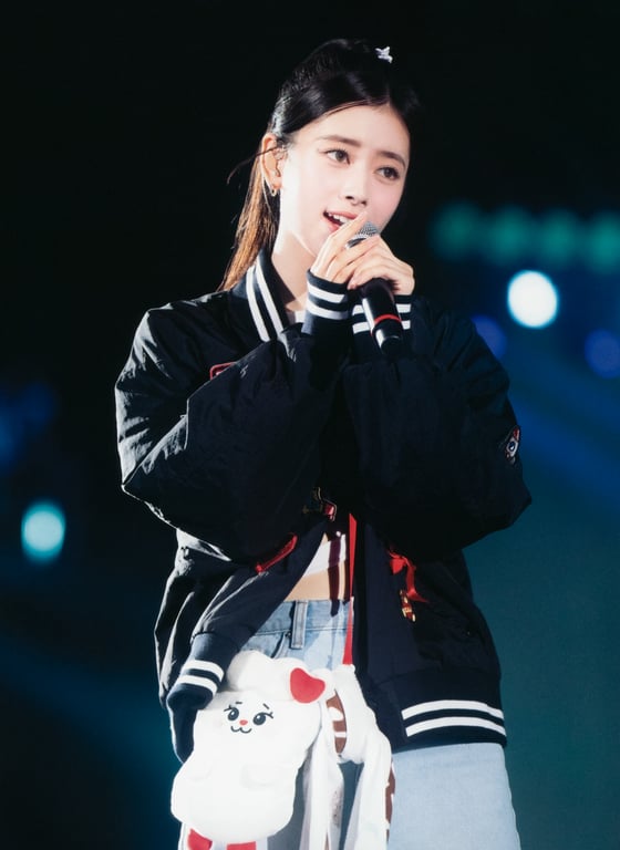 图片[80]-NiziU Live with U 2023 “COCO! nut Fes.” -Stadium Special- in ZOZO Marine Stadium LIVE Photobook - 在线免费观看-阅图吧