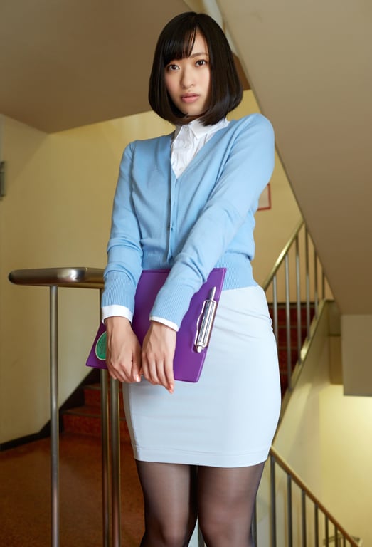 Yuka Kuramoti 仓持由香 - 我思故我在，故有臀-阅图吧