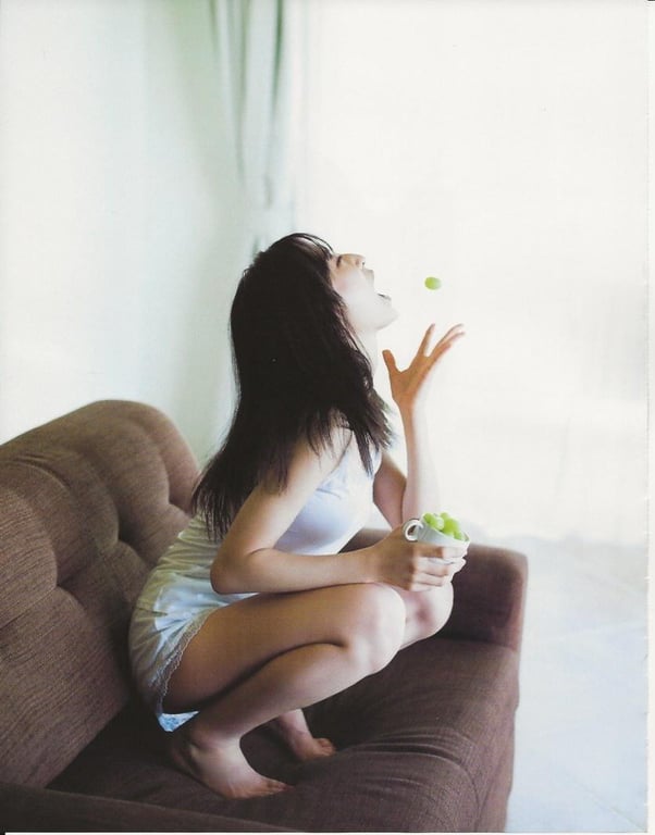 图片[22]-#Yui Oguri 小栗有以 1st Photobook – From the day I met you 与你相遇的那天起 (2022-01-18) - 全本免费在线观看-阅图吧