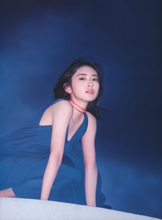 图片[127]-Miku Kanemura 金村美玖 – 1st Photobook Compass 罗针盘 (2022-12-20) - 阅图吧-阅图吧