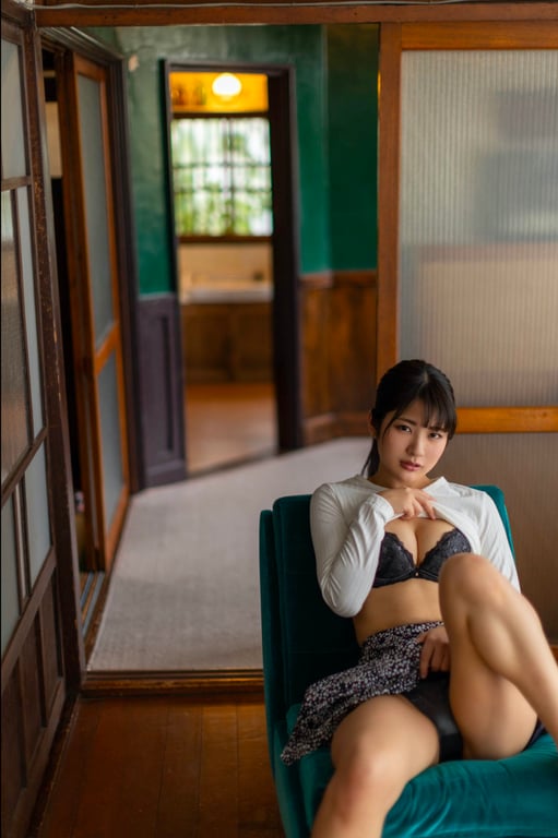 图片[7]-Aoi Mizutani 水谷碧 - Blue sunbeams 蓝色阳光 (2021-12-10) - 在线免费观看-阅图吧