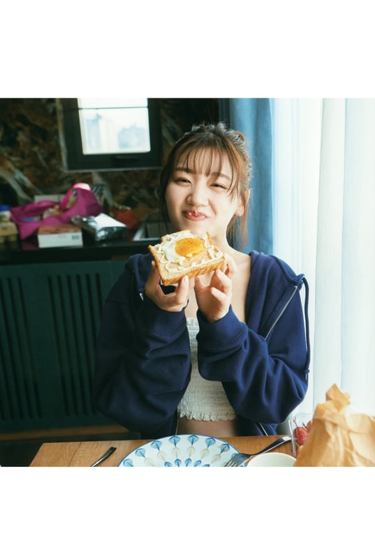 图片[122]-2024.12.17 佐佐木美玲1st写真集「阳光洒落的游行」 - 在线免费观看-阅图吧