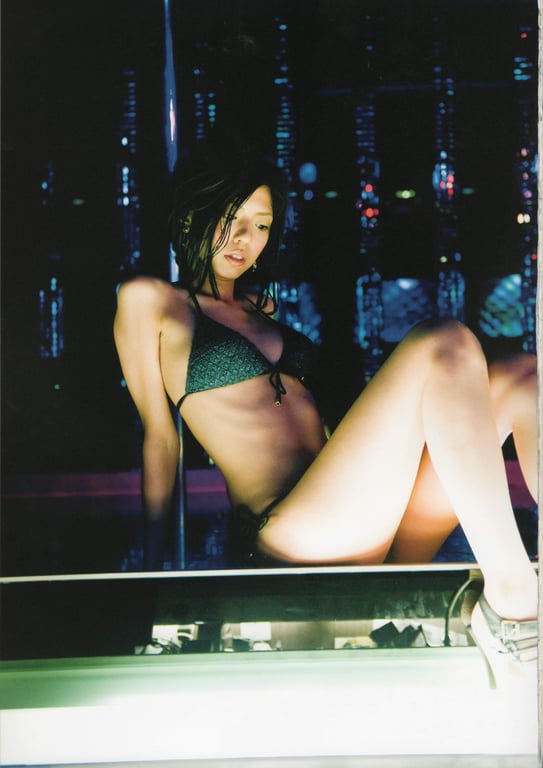 图片[23]-宮地真緒デビュー10周年写真集「Decada」 - 在线免费观看-阅图吧