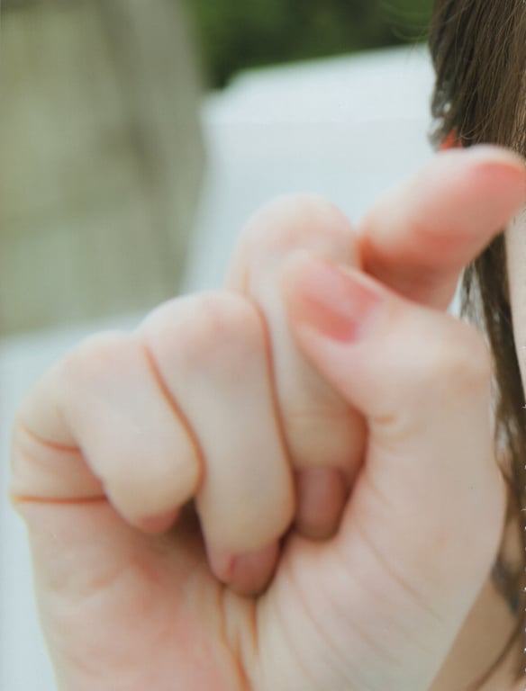 欅坂46 首本写真集 『21人的未完成』\Koike-阅图吧