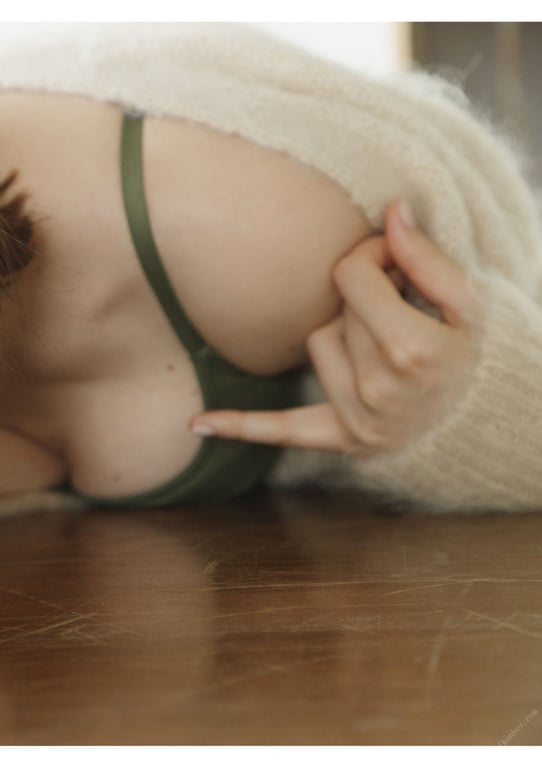 图片[140]-#Reina Triendl 特林德尔玲奈 – Ambiguous 暧昧 (2022-01-23) - 全本免费在线观看-阅图吧