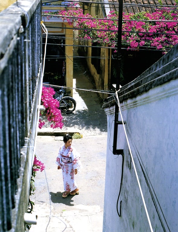 图片[95]-#Satomi Ishihara 石原聪美 – Tayutai 摇曳(20051210) - 全本免费在线观看-阅图吧