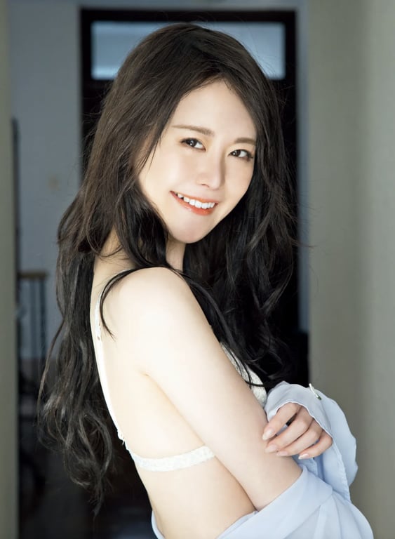 图片[4]-[FRIDAY] 2022.03.30 整形偶像轰酱 意料之外的冲击首次裸体!! - 在线免费观看-阅图吧