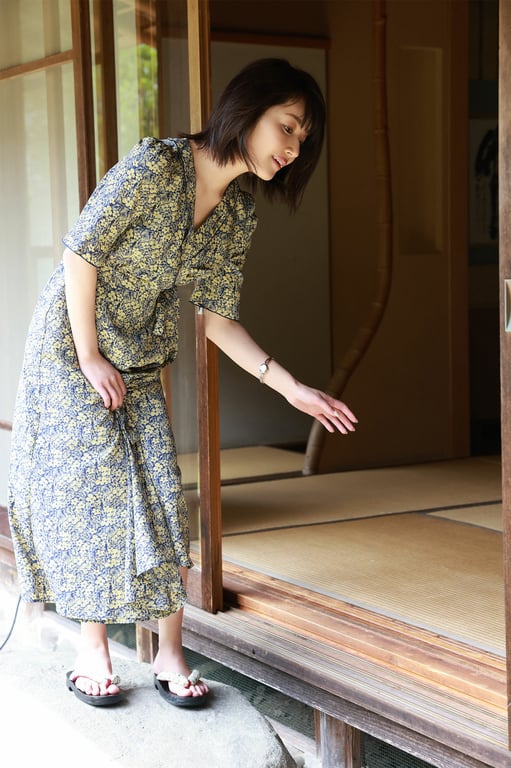 图片[6]-#新藤爱美 蛊惑 vol.2 全未公开100张超完全版 意外的首次胸部解禁！FRIDAY数字写真集 - 全本免费在线观看-阅图吧