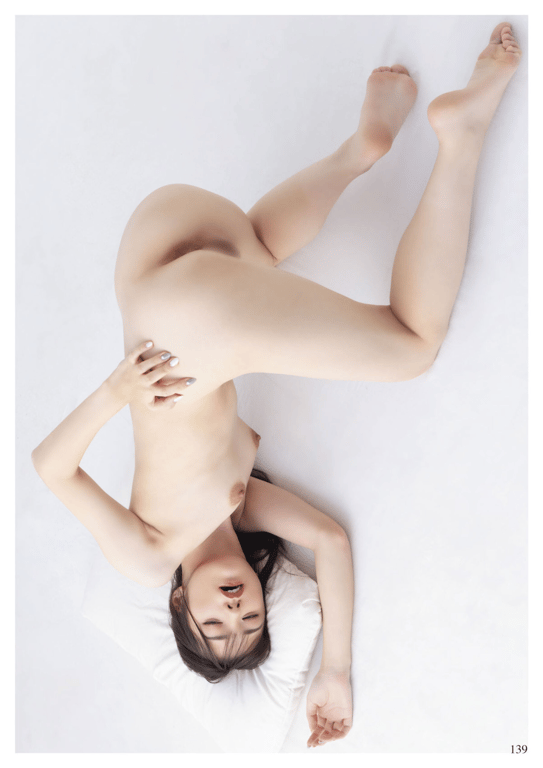 图片[137]-宫下玲奈《Nude Pose Book》 - 在线免费观看-阅图吧