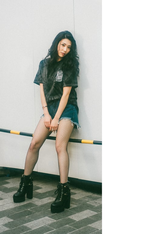 图片[24]-#NEWLOOK【girl meets street】山岸逢花 - 在线免费观看-阅图吧