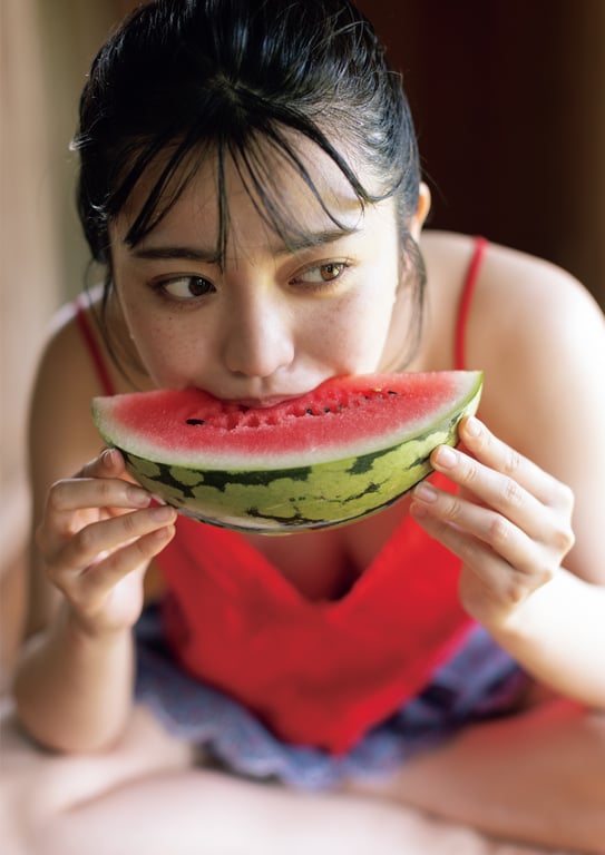 图片[4]-2024.08.28 【電子版だけの特典カットつき】石浜芽衣1st 写真集 闪耀 - 在线免费观看-阅图吧