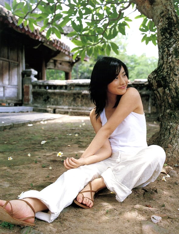 图片[29]-#Satomi Ishihara 石原聪美 – Tayutai 摇曳(20051210) - 全本免费在线观看-阅图吧