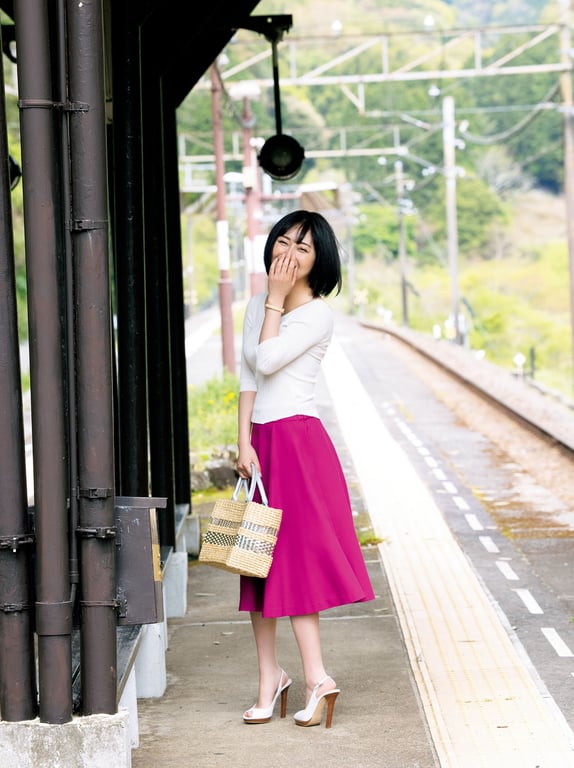 图片[5]-#新藤まなみ写真集『Ｑｕｅｅｎｓ』 - 全本免费在线观看-阅图吧