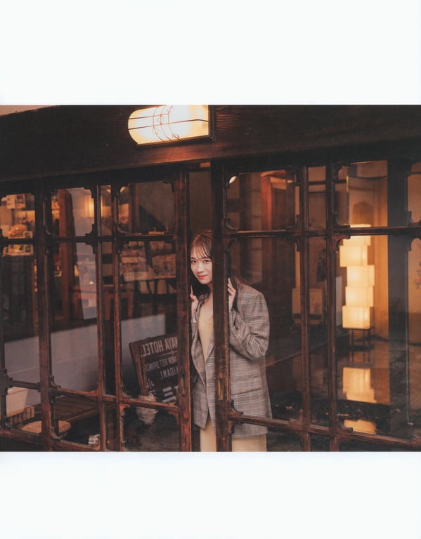 图片[42]-#2023.02.21 秋元真夏 毕业纪念写真集《蓦然回首，乃木坂》 - 全本免费在线观看-阅图吧