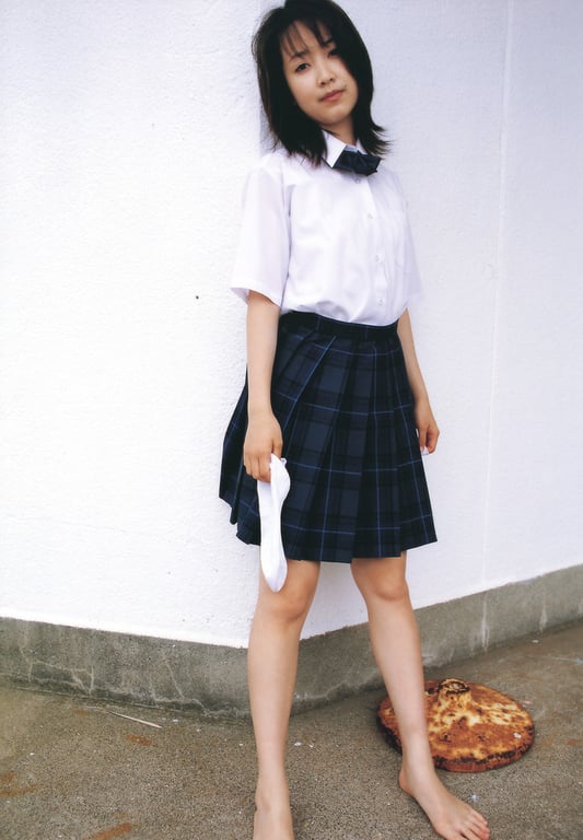 图片[45]-#Tomoka Kurokawa 黑川智花 – as tears go by (2006-08-26) - 全本免费在线观看-阅图吧