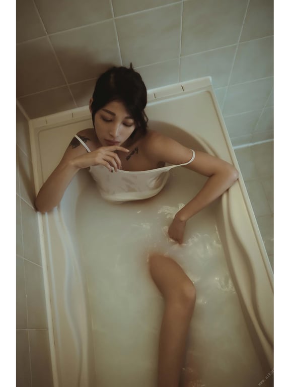 图片[87]-#傻傻曈 Tone Tone-曈心未泯個人寫真 (2019-10-24) - 全本免费在线观看-阅图吧