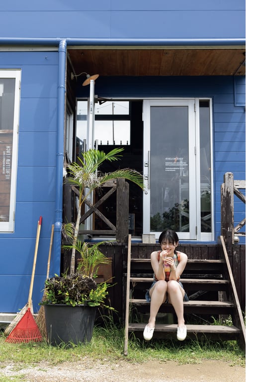 图片[9]-2024.08.28 【電子版だけの特典カットつき】石浜芽衣1st 写真集 闪耀 - 在线免费观看-阅图吧