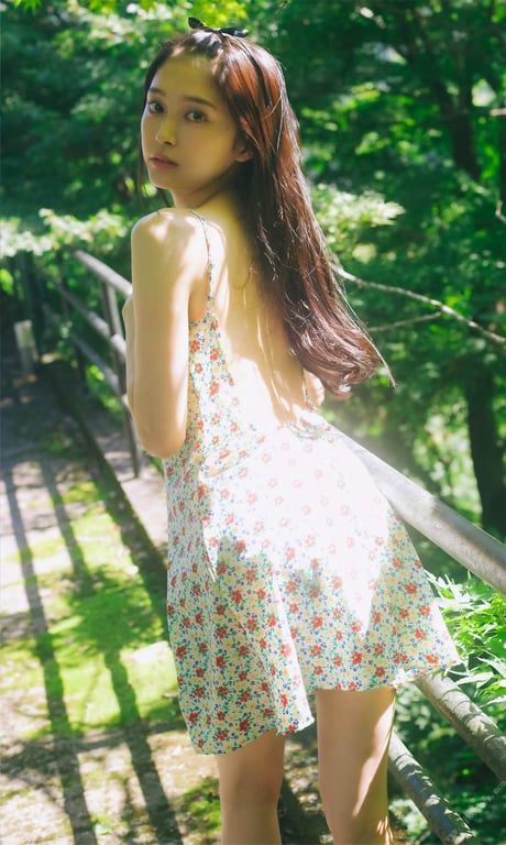 [数字限定] 小山璃奈写真集「红花」 週プレ PHOTO BOOK[数字限定] 小山璃奈写真集「红花」 週プレ PHOTO BOOK-阅图吧