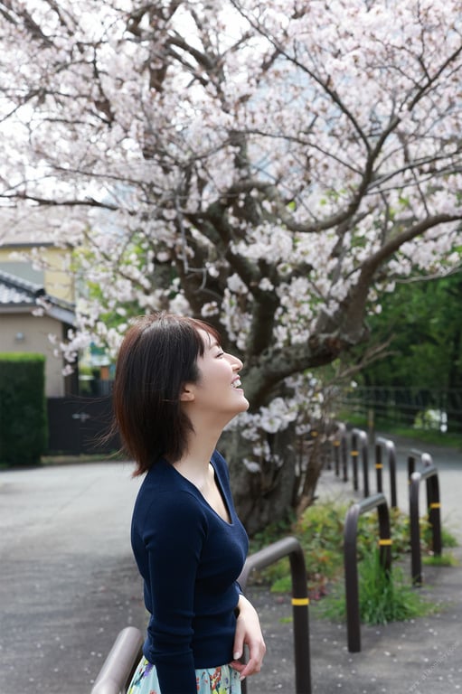 图片[93]-#新藤爱美 蛊惑 vol.2 全未公开100张超完全版 意外的首次胸部解禁！FRIDAY数字写真集 - 全本免费在线观看-阅图吧