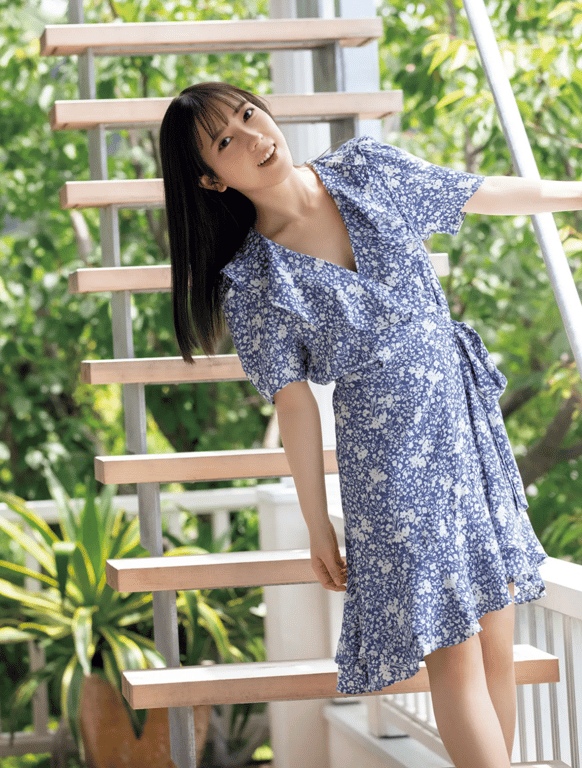 图片[2]-[FRIDAY] 2022.07.14 小凑四叶 冲击性的「完全全裸」 - 在线免费观看-阅图吧