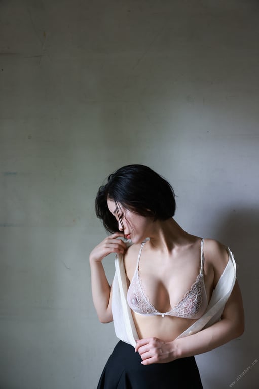 图片[15]-#MINAMO – Glossy ripples 艳漾之波纹 (2021-04-26) - 全本免费在线观看-阅图吧