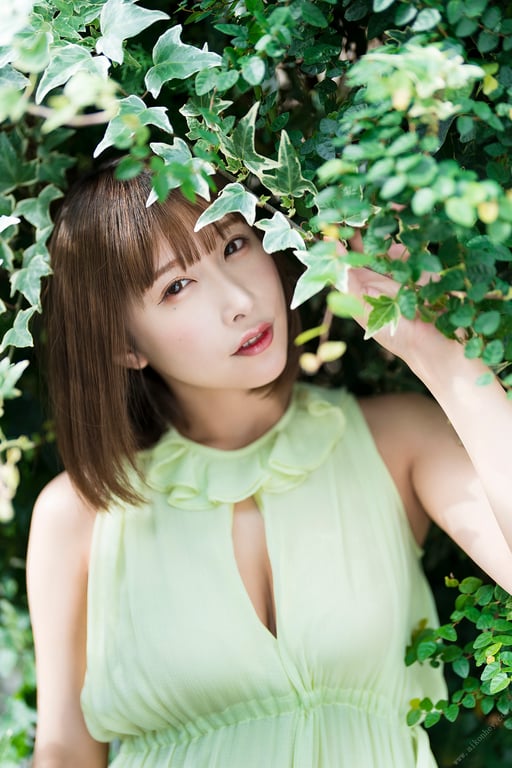 Unpai 云派 - 35 million “like” H-cup nude 3500万“点赞”的H杯裸体 (2022-02-22)-阅图吧