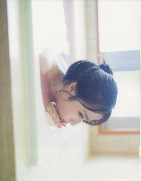图片[24]-#Yui Oguri 小栗有以 1st Photobook – From the day I met you 与你相遇的那天起 (2022-01-18) - 全本免费在线观看-阅图吧