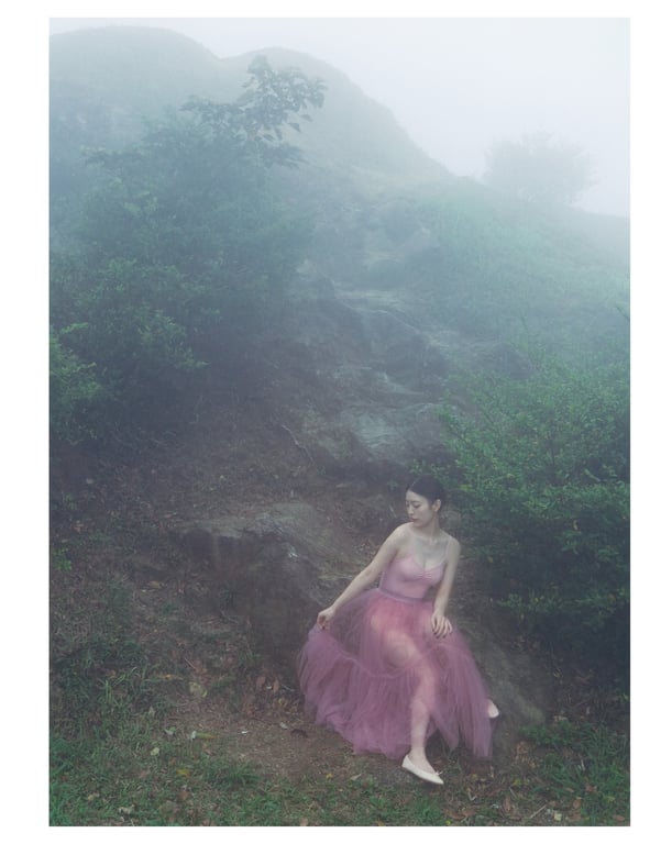 图片[84]-2024.06.25 乃木坂46阪口珠美1st写真集『蓝玫瑰』 - 在线免费观看-阅图吧