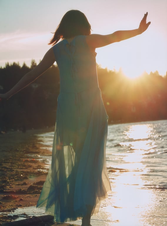 图片[150]-Konoka Matsuda 松田好花 – 1st Photobook Turn around and 回头(2024-05-28) - 在线免费观看-阅图吧