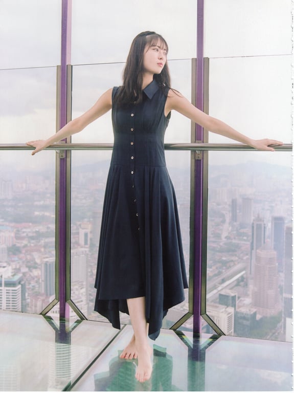 图片[21]-2024.11.19 乃木坂46 岩本莲加1st写真集 顽皮的风 - 在线免费观看-阅图吧