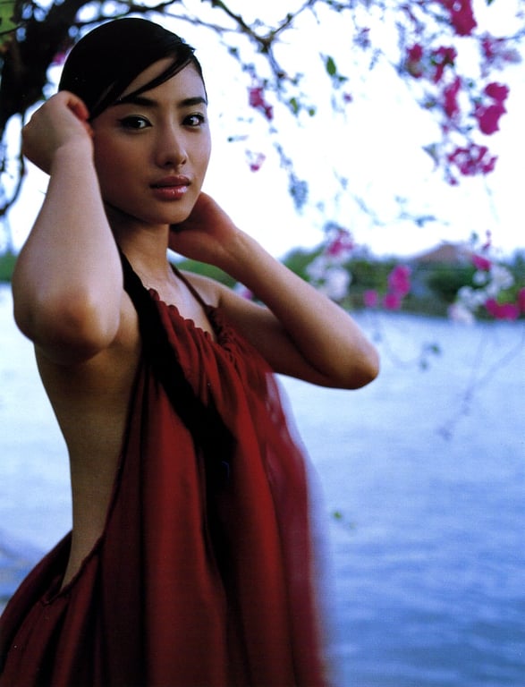 图片[139]-#Satomi Ishihara 石原聪美 – Tayutai 摇曳(20051210) - 全本免费在线观看-阅图吧