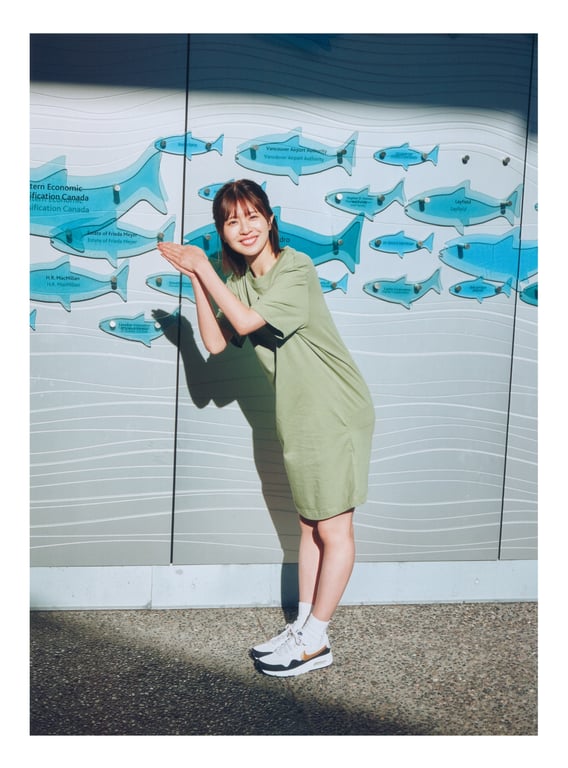 图片[21]-Konoka Matsuda 松田好花 – 1st Photobook Turn around and 回头(2024-05-28) - 在线免费观看-阅图吧