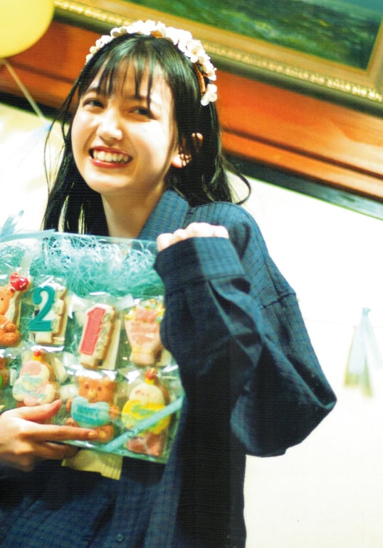 图片[90]-Shiori Kubo 久保史绪里 - 1st Photobook Intersection 交差点 (HQ Scan) - 在线免费观看-阅图吧