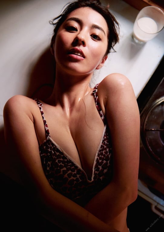 图片[33]-#Yurina Yanagi 柳柳百合菜 – Plenty of women 女人味 (2021-11-26) - 全本免费在线观看-阅图吧