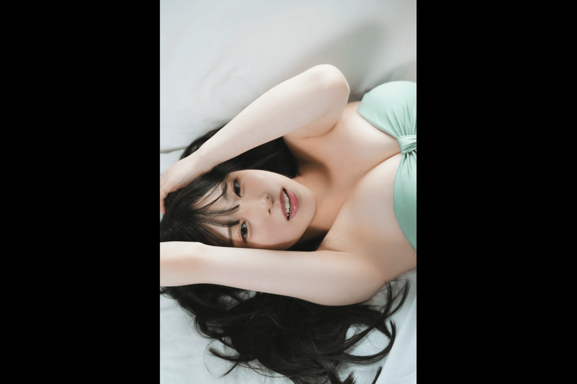 FRIDAY GOLD 尚未命名。「初次比基尼拍摄」白金11张-阅图吧