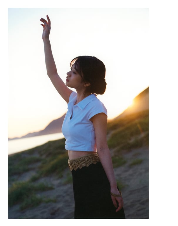 图片[94]-2021.11.09 乃木坂46 寺田兰世 1st 写真集 为何，总是无法忘怀 - 在线免费观看-阅图吧