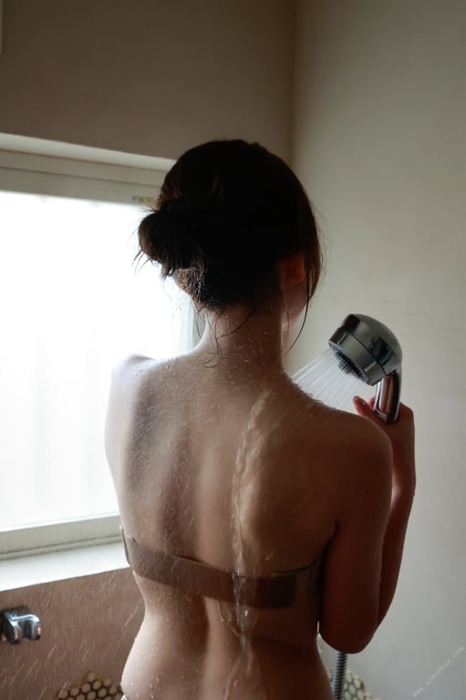 图片[108]-2023.06.30 都丸纱也华 汤烟F杯 周刊现代数字写真集 - 在线免费观看-阅图吧