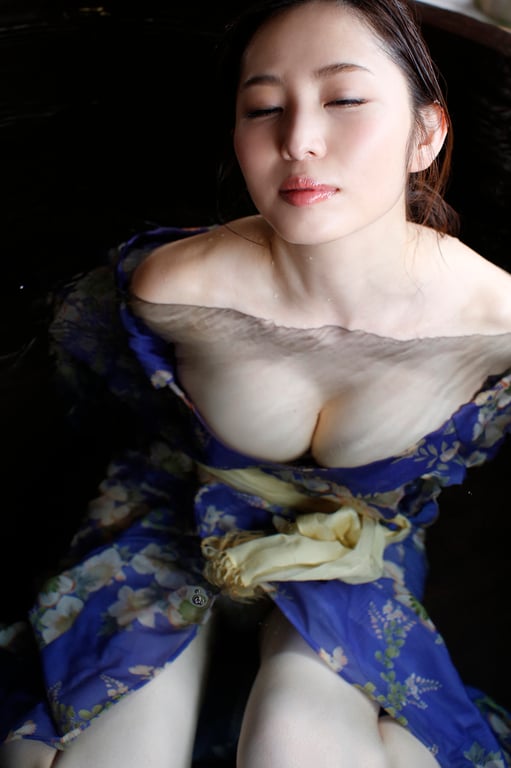 图片[42]-#週刊現代デジタル写真集 塩地美澄「日本一ＳＥＸＹな美女主播與溫泉旅」 - 全本免费在线观看-阅图吧