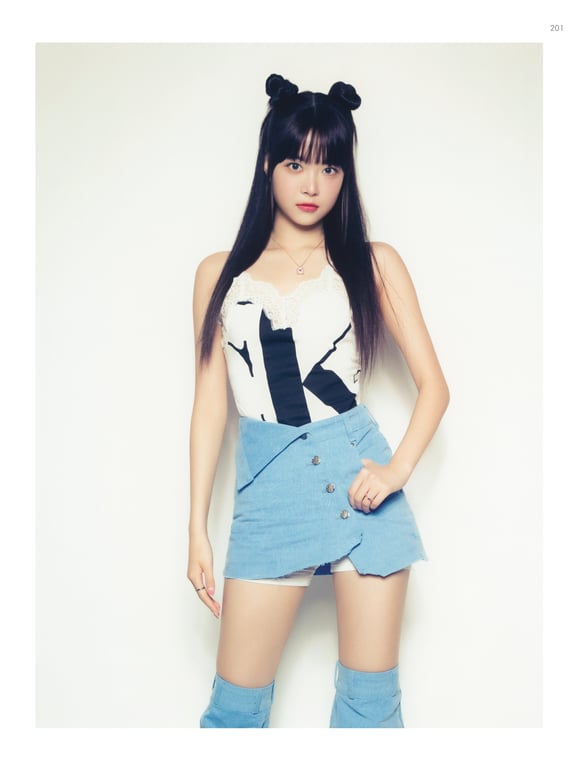 图片[148]-DICON ISSUE N_4 (LE SSERAFIM) - 在线免费观看-阅图吧