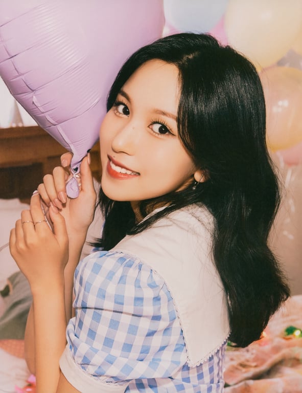 图片[122]-2021.11 TWICE 6th Anniversary 'Happy TWICE & ONCE day!' AR 写真集 - 在线免费观看-阅图吧