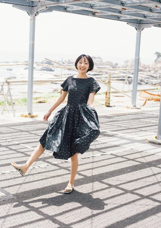 图片[5]-#Rena Takeda 武田玲奈 Photobook Gerbera (2021.07.28) - 全本免费在线观看-阅图吧