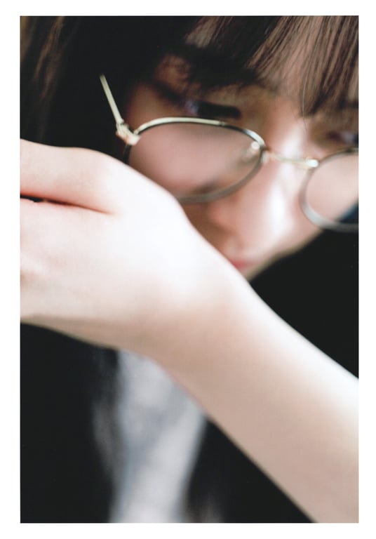 图片[31]-Ayane Suzuki 鈴木絢音 - 1st Photobook The angle of the light 光之角度 (2020-11-10) - 在线免费观看-阅图吧