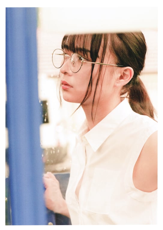 图片[48]-Ayane Suzuki 鈴木絢音 - 1st Photobook The angle of the light 光之角度 (2020-11-10) - 在线免费观看-阅图吧