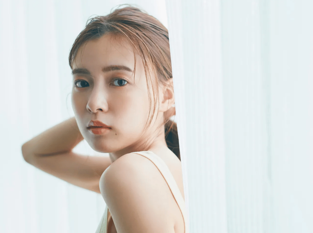 图片[3]-#新条由芽「闪耀美肌」FRIDAY数字写真集 - 全本免费在线观看-阅图吧