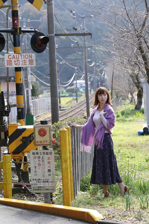 图片[4]-#FRIDAYデジタル写真集 塩地美澄 「一泊二日、有隐情的旅行 ｖｏｌ．３ １３０页的超完全版！」 - 全本免费在线观看-阅图吧