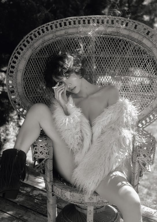 图片[38]-2024.12.20 奈月世奈写真集 SILK of the MOON - 在线免费观看-阅图吧