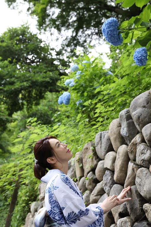 图片[24]-#Kazuko Iwamoto 岩本和子 – Bad travel 禁忌的旅情 (2018-08-06) - 全本免费在线观看-阅图吧