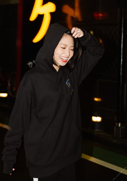 图片[28]-#NEWLOOK【girl meets street】伊贺真子 - 在线免费观看-阅图吧